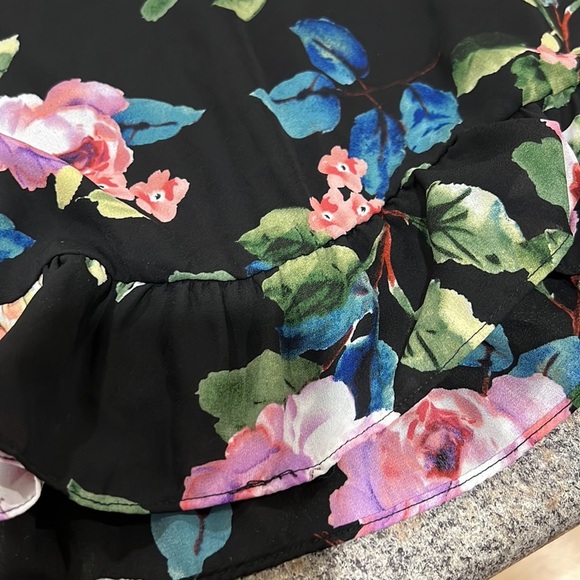 GB Girls top size extra large - Picture 4 of 10